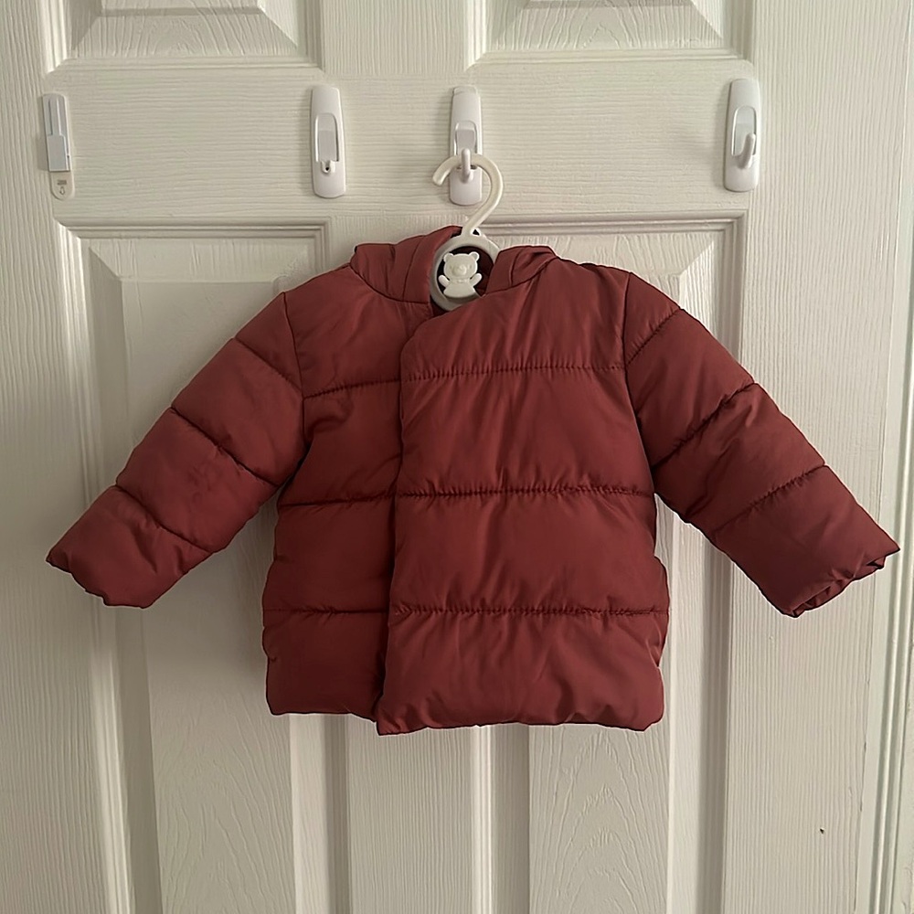 Old Navy Fleece Lined Puffer Jacket: 6-12 months